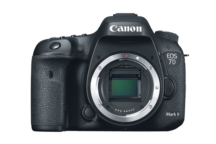 Купить Canon EOS 7D Mark II Body