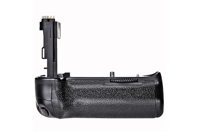 Купить Батарейный блок Travor для Canon EOS 6D (Сanon BG-E13)