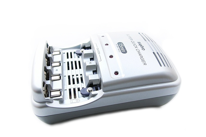 Купить SANYO Super Quick Charger 15min NC-MQS02WAD