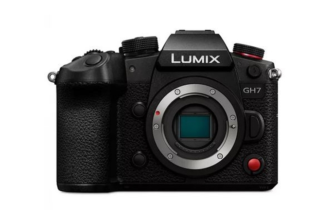 Купить Panasonic Lumix DC-GH7 Body (kit) rus