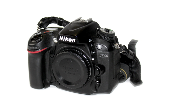Купить Nikon D7000 body (БУ)