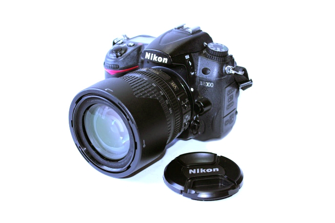 Купить Nikon D7000 kit 18-105mm (БУ)